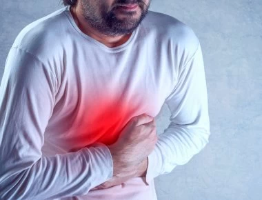 Έλκος στομάχου: Συμπτώματα και σωστή αντιμετώπιση